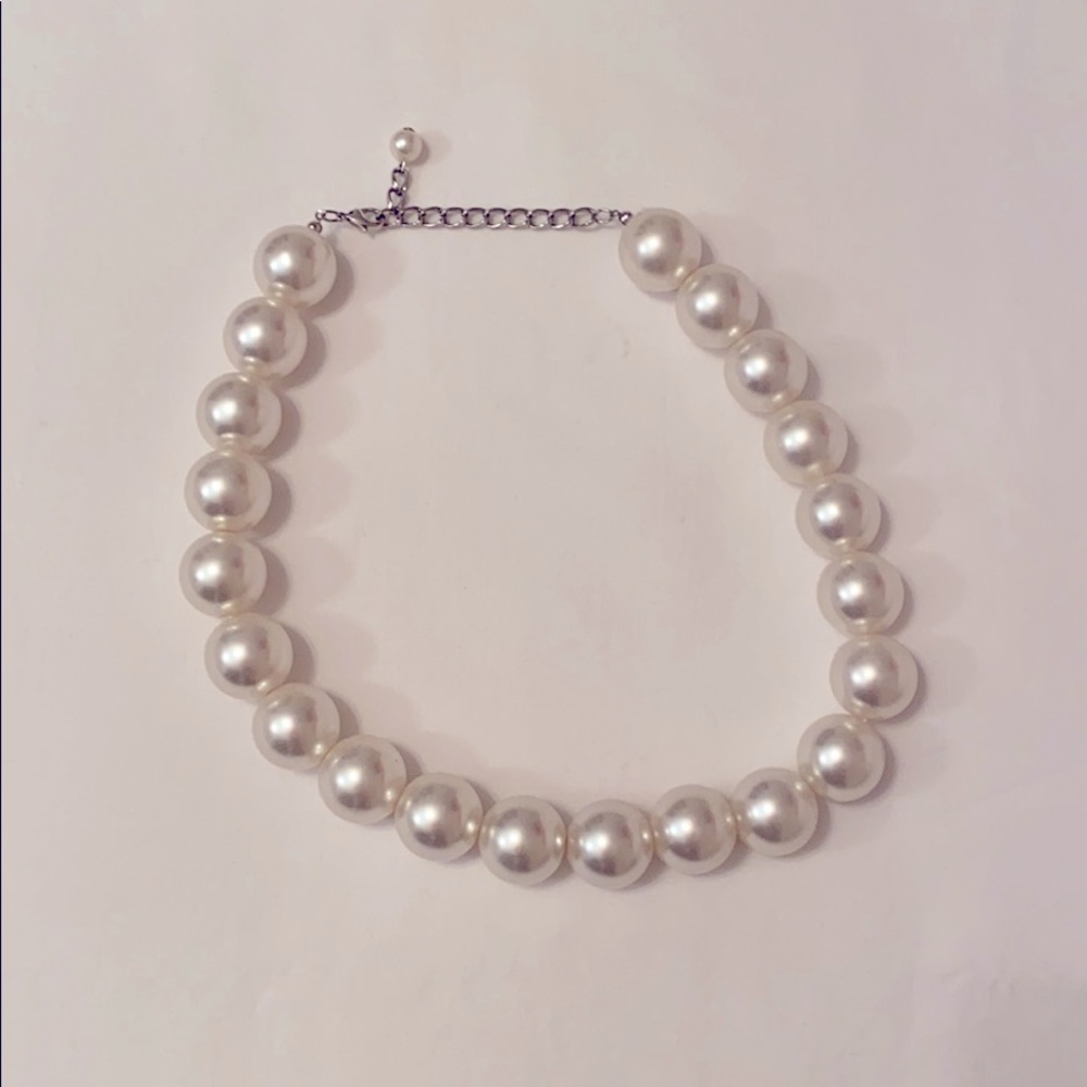 Large Beads Pearl Necklace - Costume Jewelry